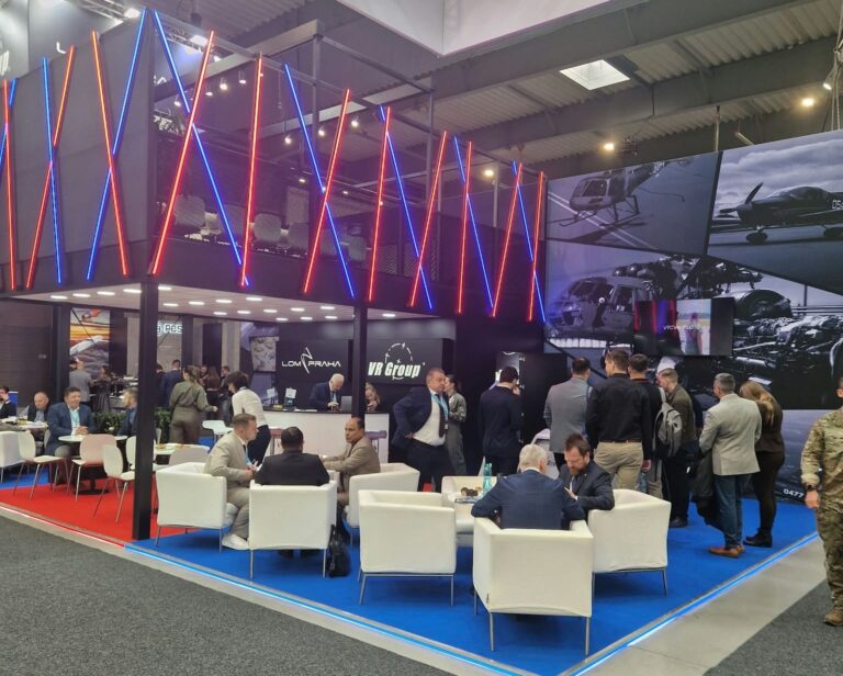 Státní podnik LOM PRAHA a jeho dceřiná společnost VR Group na veletrhu Future Forces Forum. Zdroj fotky: VR Group